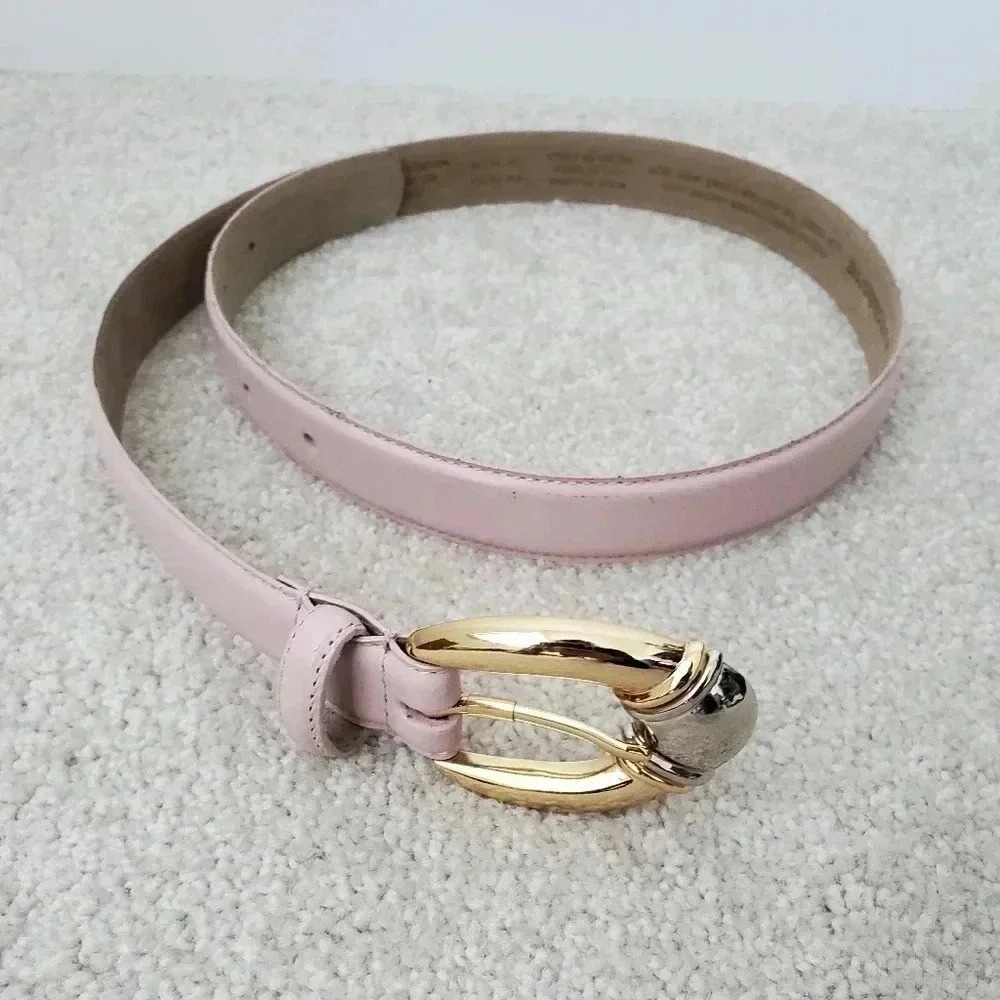 Vintage Liz Clairbone light  pink leather belt